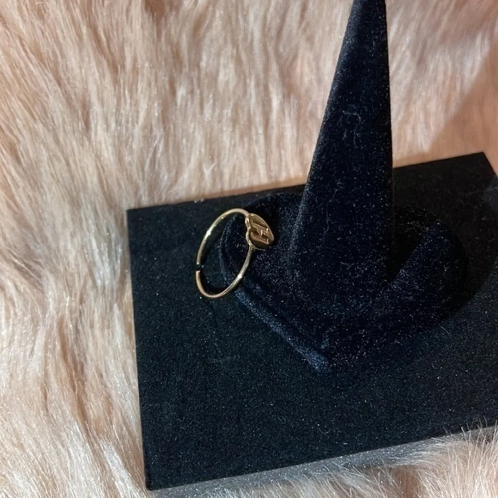 💖💍 H 💍 Personalized-Initial Heart Ring Stainless Steel‎ Gold Tone ADJUSTABL